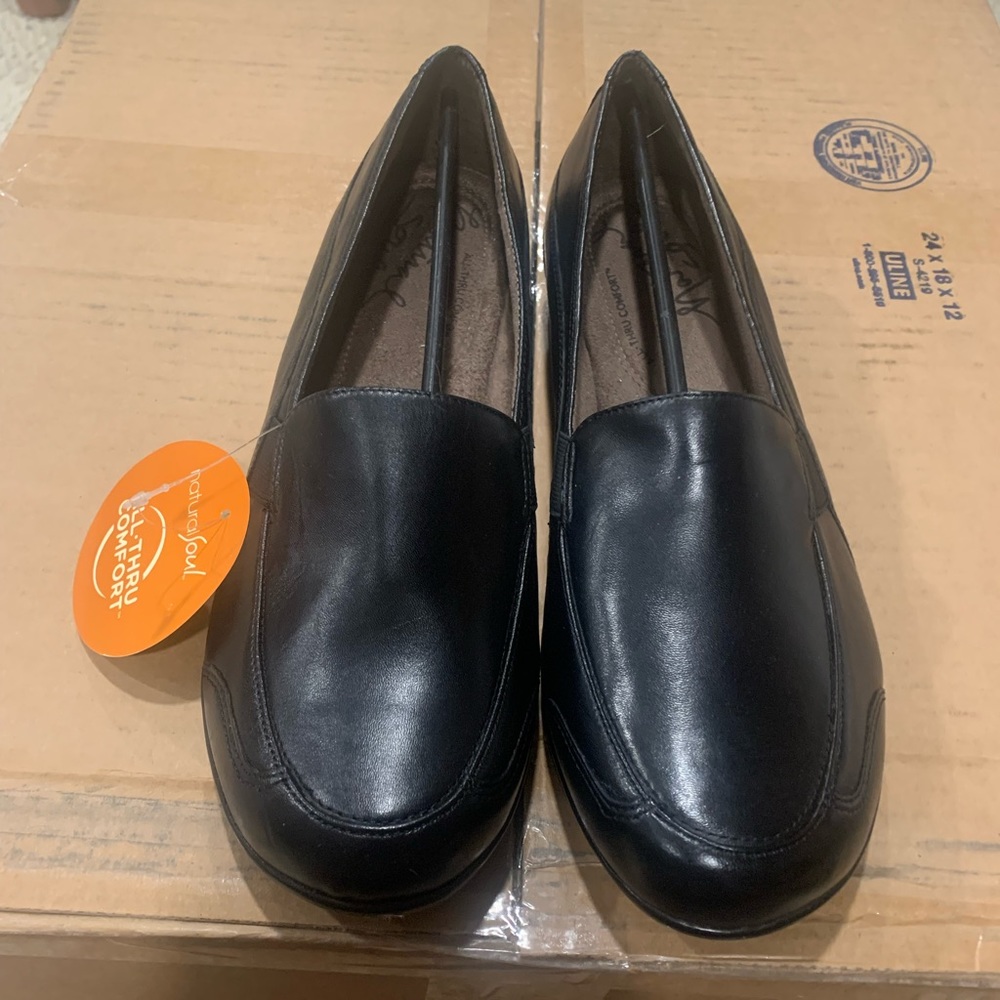 SOUL Naturalizer Carryon Loafer. Size 9.5W - Picture 4 of 6